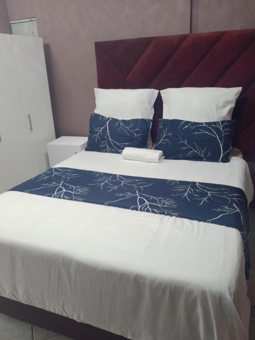 Gspot94-Gardenspot94 Apartment Johannesburg Bagian luar foto